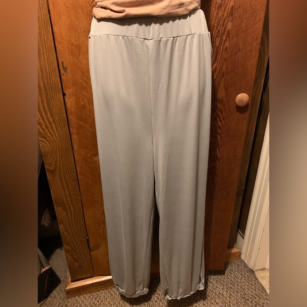 NWT Hidden Brand Harem Pants
